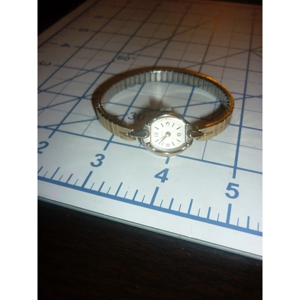 Timex Vintage Ladies Cocktail Watch Gold Tone Expansion Band Mid Century 1960s
